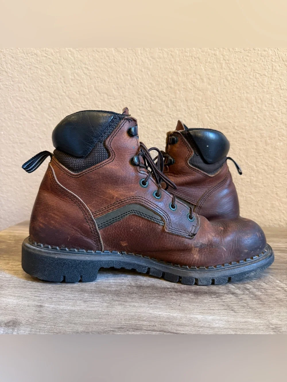 Red Wing DYNAFORCE Steel Toe Work Boots Mens 9.5 D